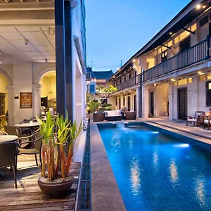 Noordin Mews Hotel George Town