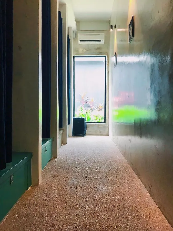 Beds In Garden Hostel Ipoh