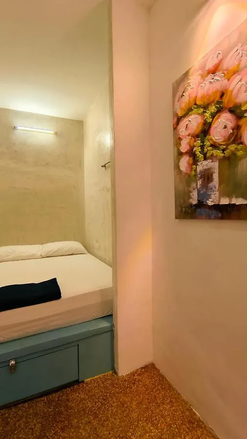 Beds In Garden Hostel Ipoh